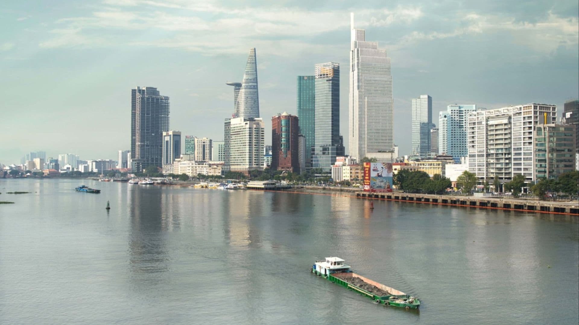 Shaping the Future: The Road to Low Carbon Urbanization in Vietnam